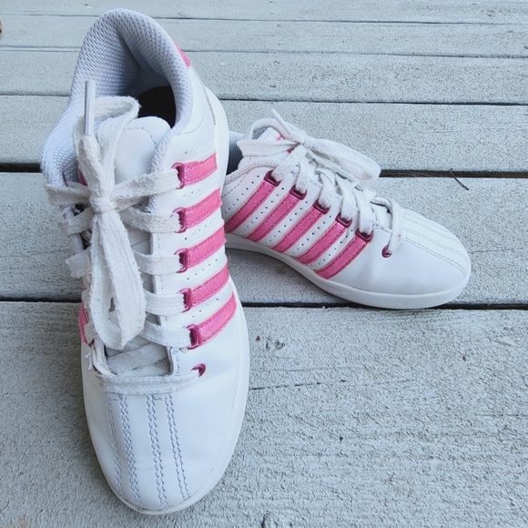 KSwiss white and hot pink glitter stripes  size 1.5y - Picture 1 of 3